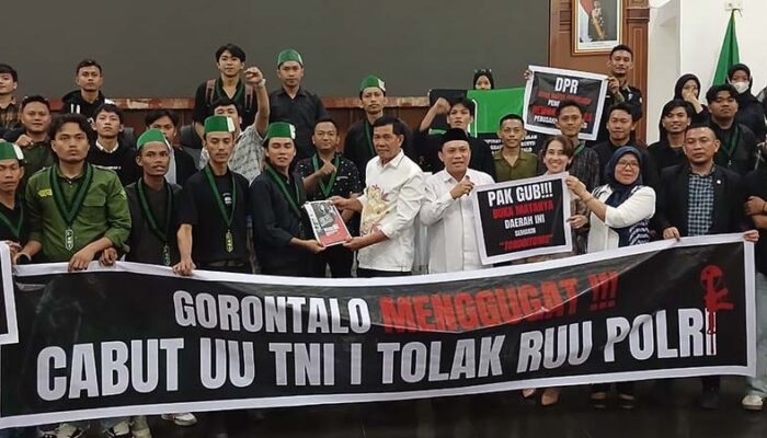 HMI Desak DPRD Gorontalo Tolak UU TNI dan RUU Polri, Sulyanto Pateda Siap Tandatangani Tuntutan