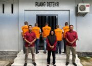 Imigrasi Deportasi 5 Warga Tiongkok yang Terlibat Aktivitas PETI di Pohuwato