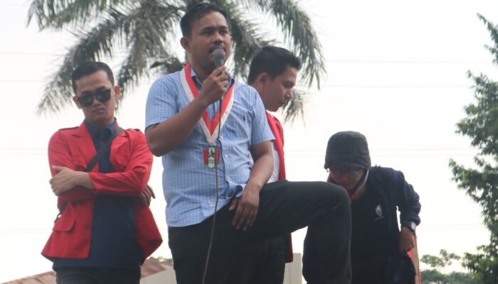 GMNI Geruduk Kementerian ATR/BPN, Desak Prabowo Copot Nusron Wahid: “Tak Layak, Lebih Cocok Jadi Konten Kreator!”