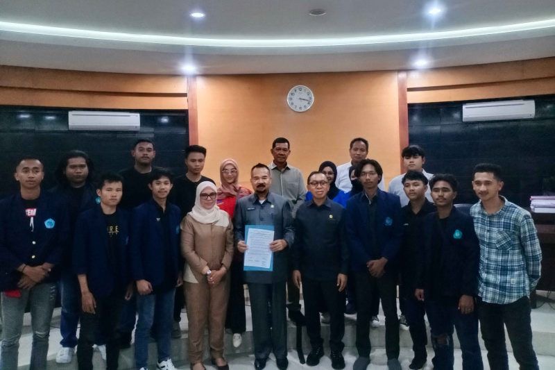 DPRD Gorontalo dan Aliansi BEM Tandatangani Fakta Integritas Usai Aksi Demonstrasi