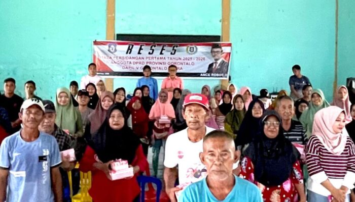 Anggota DPRD Provinsi Gorontalo Ance Robot Tampung Aspirasi Warga Tolinggula Pantai