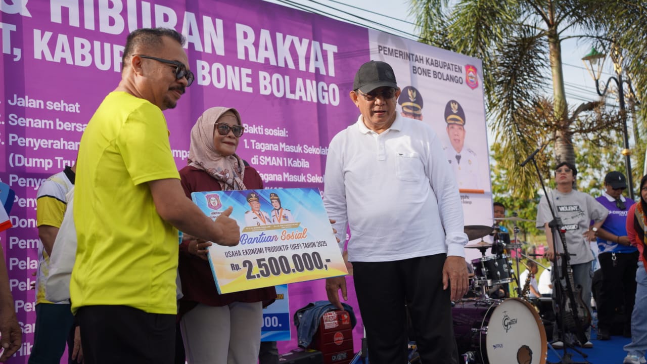 Ketua DPRD Gorontalo Hadiri Bakti Sosial Semarak HUT ke-25 Provinsi