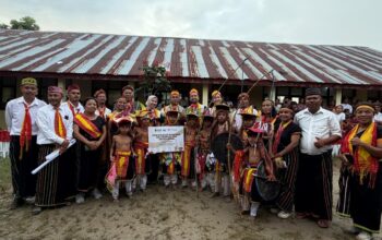 Kolaborasi TJSL Antar-BUMN, SUCOFINDO Dorong Pemerataan Pendidikan melalui Program Literasi Negeri di Nusa Tenggara Timur