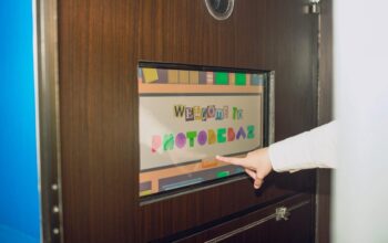 Dari Photobox ke Layar Bioskop, Reyno Anggoro dan Ekosistem Kreatif Bebaz Inc yang Terus Berkembang Dari Photobox ke Layar Bioskop, Reyno Anggoro dan Ekosistem Kreatif Bebaz Inc yang Terus Berkembang