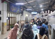 Libur Tahun Baru Islam 1448 H, KAI Daop 2 Bandung Layani Lebih dari 13 Ribu Pelanggan Libur Tahun Baru Islam 1448 H, KAI Daop 2 Bandung Layani Lebih dari 13 Ribu Pelanggan